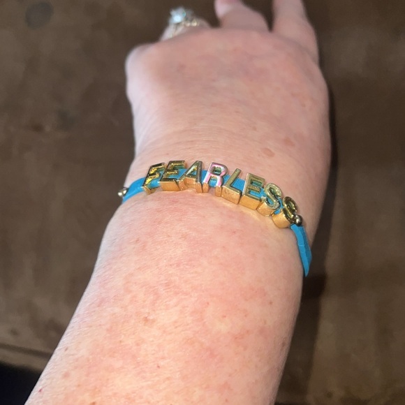 NWT BCBGenerationLadies’ Blue “FEARLESS” Bracelet - Picture 8 of 9